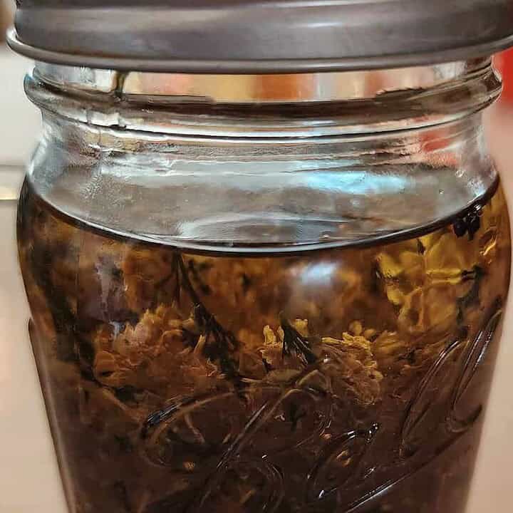 Lilac infused oil