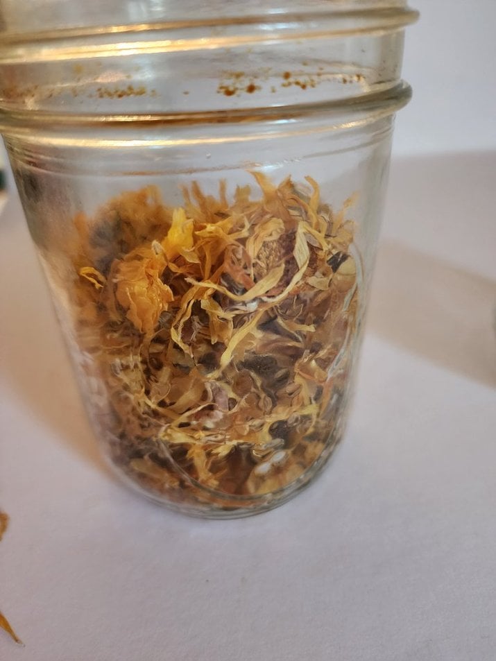 dried calendula in a mason jar