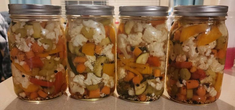 4 jars of canned pickled giardiniera