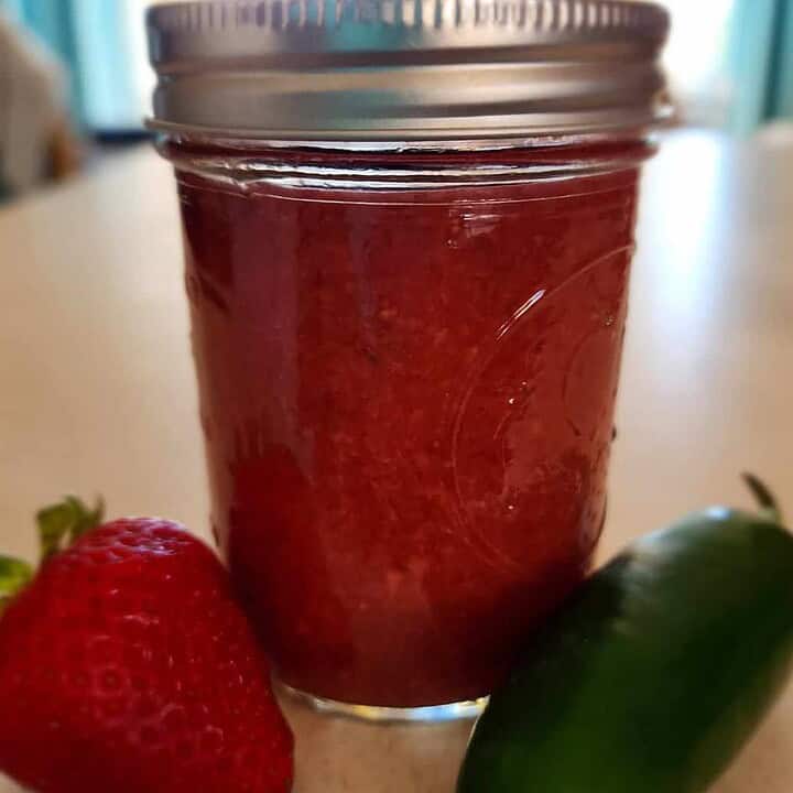 strawberry jalapeno bourbon bbq sauce