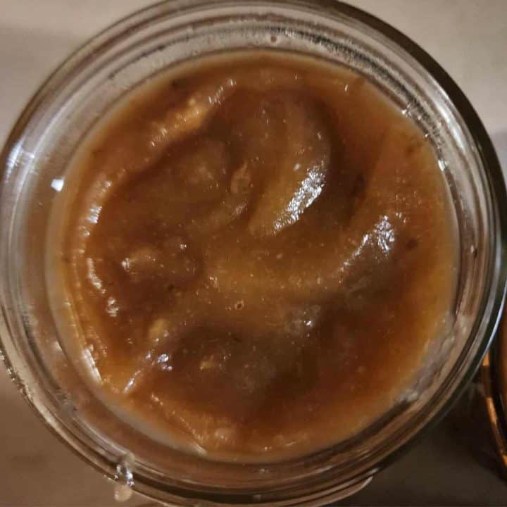 top of jar of apple jalapeno bourbon bbq sauce