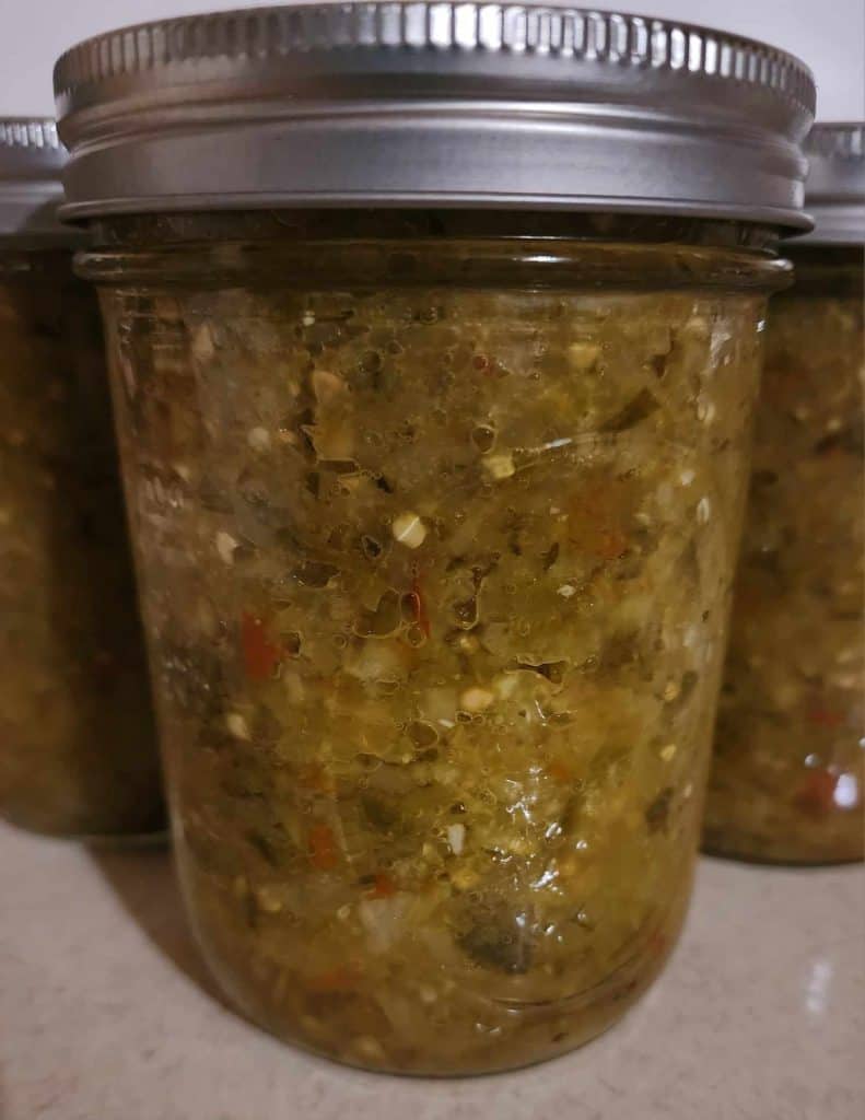 Jar pf green tomato salsa