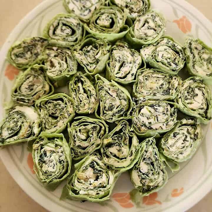 spinach dip roll ups