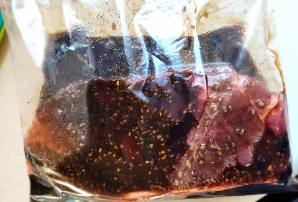 marinate steak in plastic bag