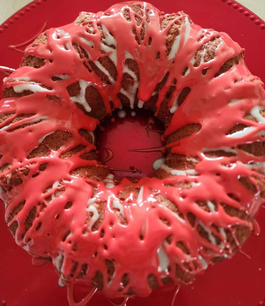first layers of icing on Valentine cake