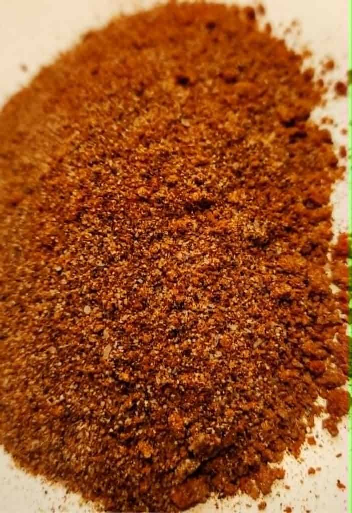 pulled pork seasoning ingredients mixed up