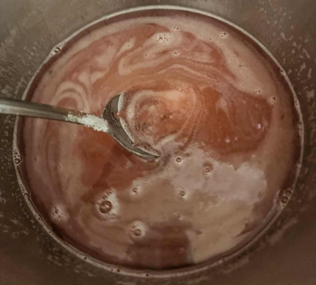 bee balm jelly after adding pectin