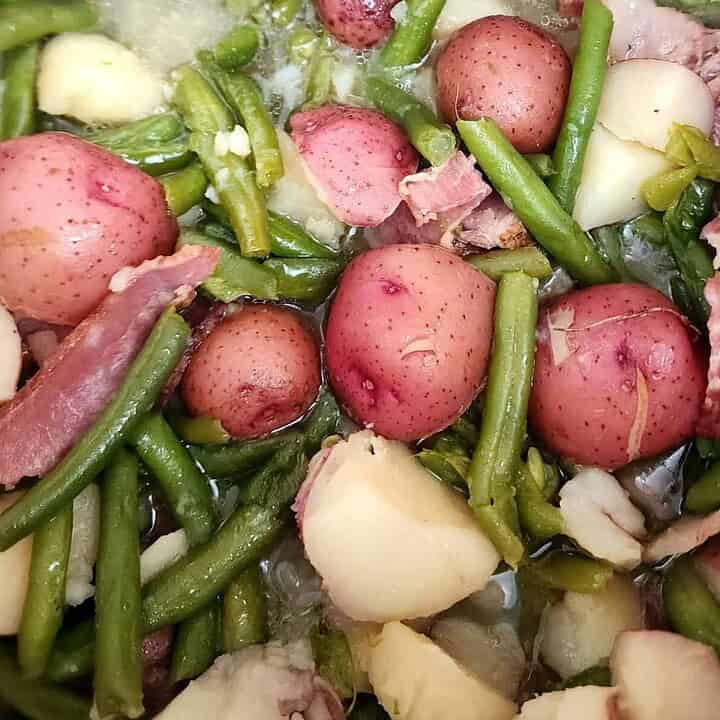 instant pot green beans, bacon and potatoes after cooking