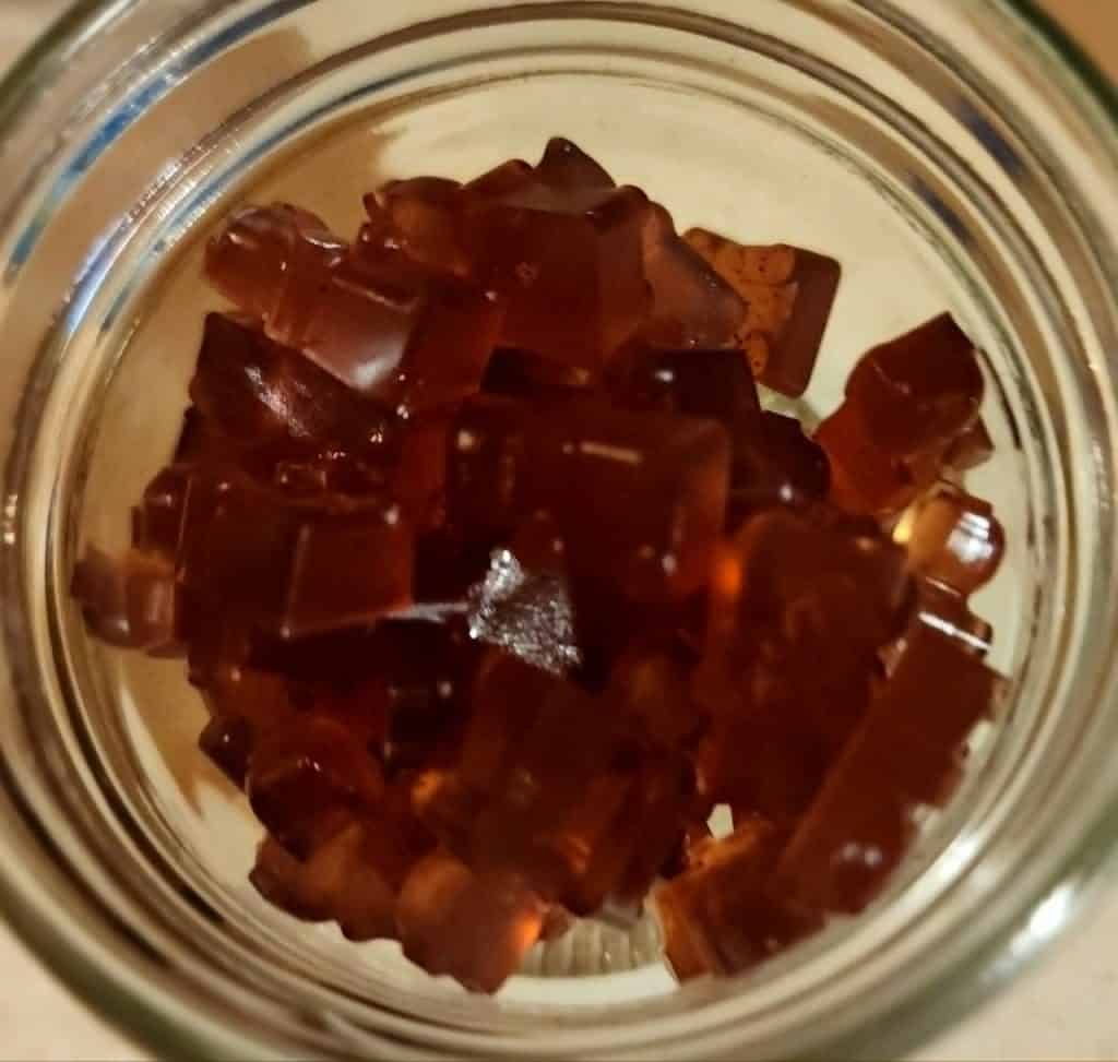 elderberry gummies from top of jar